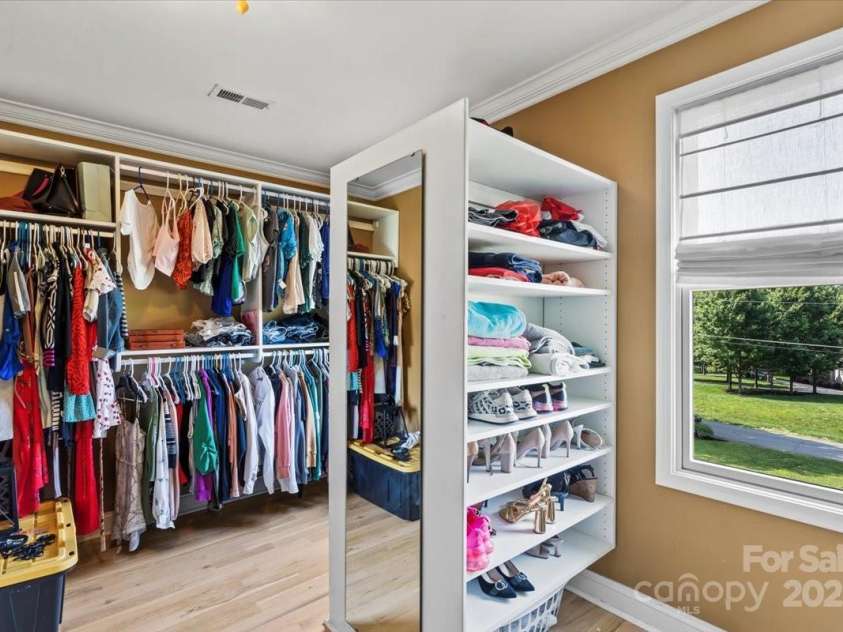 18745 Bluff Point Road, Cornelius, NC 28031.  MLS# CAR4264451, YatesRealty ID 20330. Large walk in closet