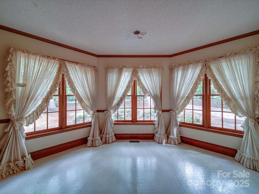 2721 Tara Drive, Monroe, NC 28112.  MLS# CAR4251045, YatesRealty ID 20331. 