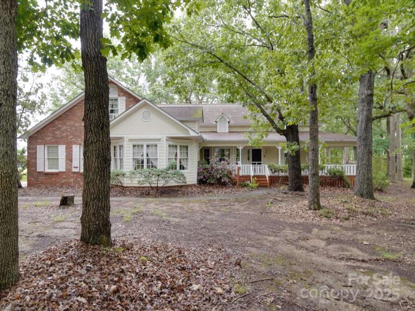 2721 Tara Drive, Monroe, NC 28112.  MLS# CAR4251045, YatesRealty ID 20331. 