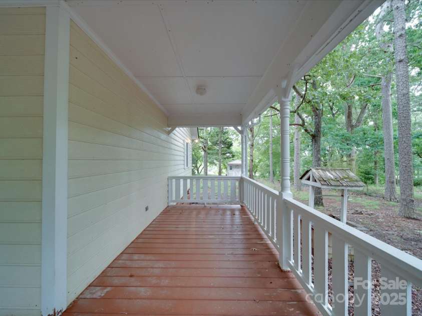 2721 Tara Drive, Monroe, NC 28112.  MLS# CAR4251045, YatesRealty ID 20331. 