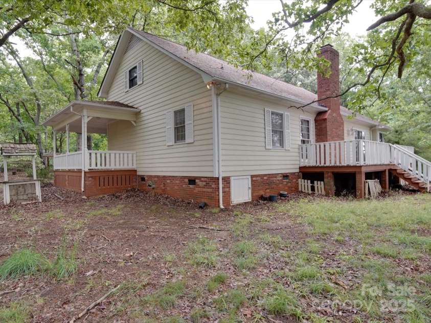 2721 Tara Drive, Monroe, NC 28112.  MLS# CAR4251045, YatesRealty ID 20331. 
