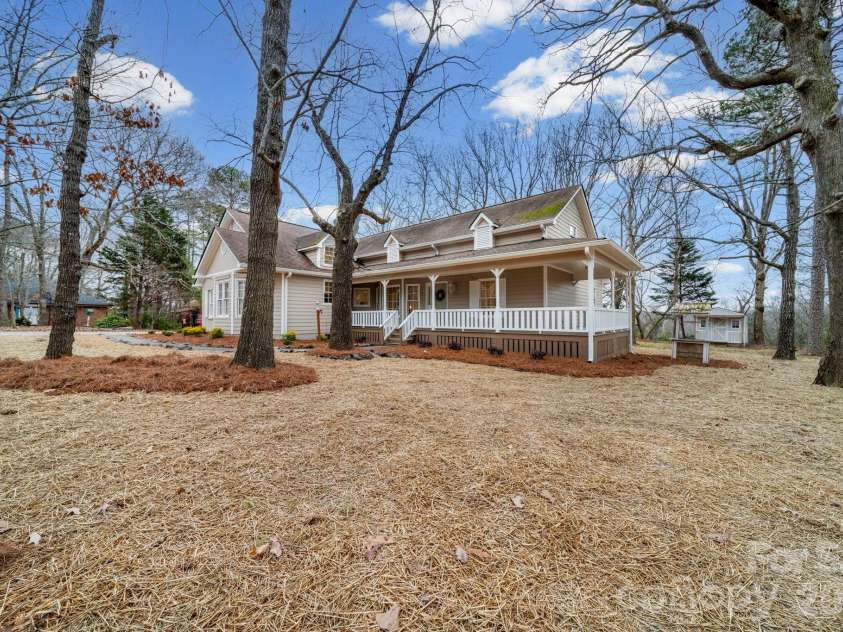 2721 Tara Drive, Monroe, NC 28112.  MLS# CAR4336627, YatesRealty ID 20331. 