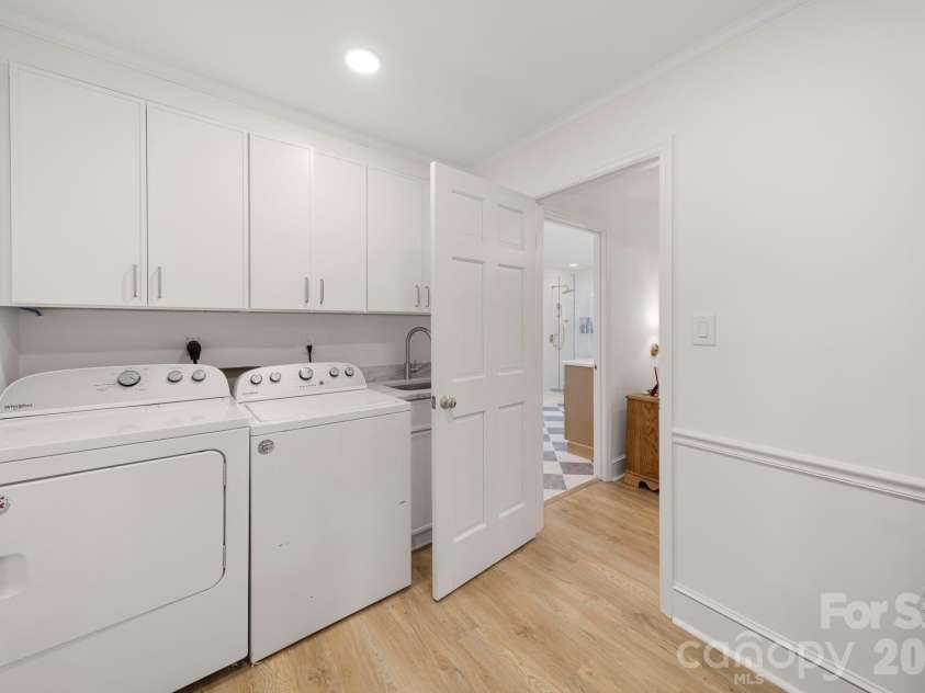 2721 Tara Drive, Monroe, NC 28112.  MLS# CAR4336627, YatesRealty ID 20331. 