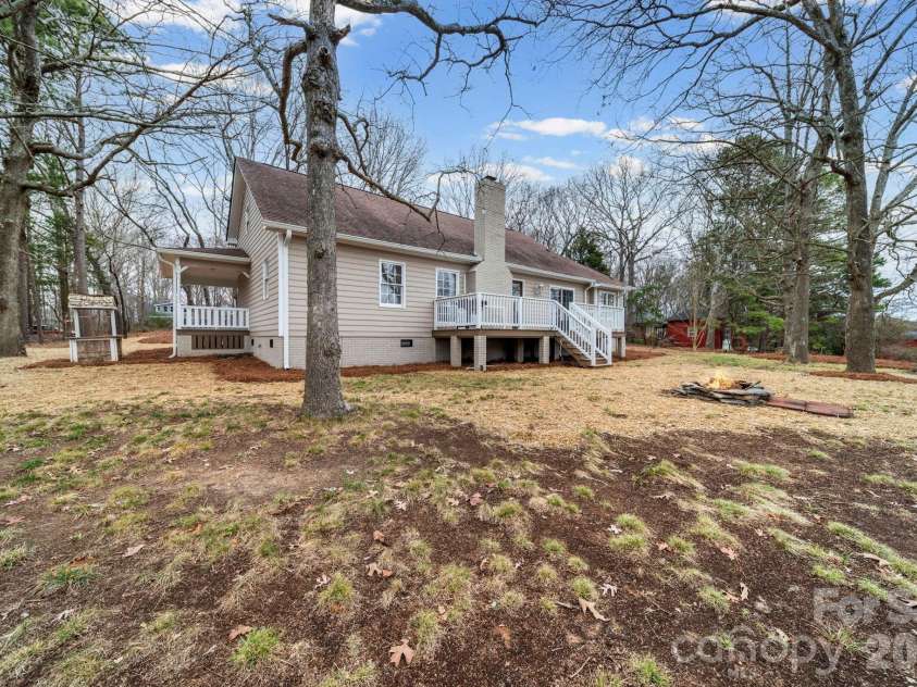 2721 Tara Drive, Monroe, NC 28112.  MLS# CAR4336627, YatesRealty ID 20331. 