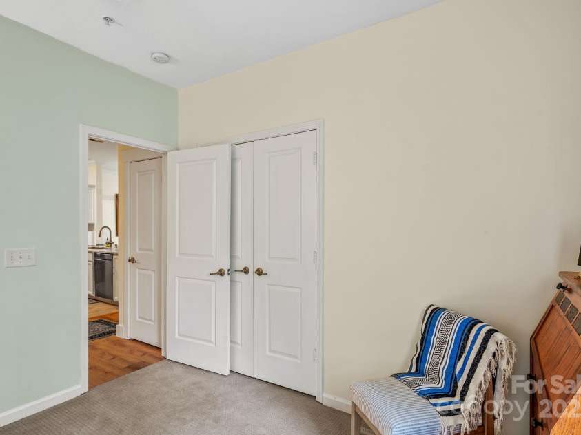 435 Appeldoorn Circle, Asheville, NC 28803.  MLS# CAR4261348, YatesRealty ID 20332. 