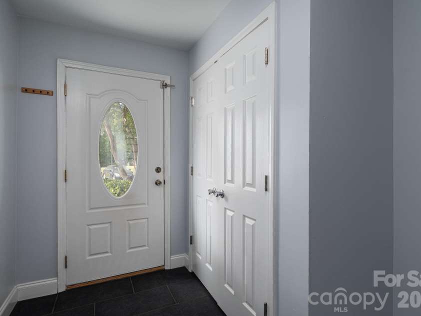304 Rock Ridge Lane, Mount Holly, NC 28120.  MLS# CAR4375311, YatesRealty ID 20333. 