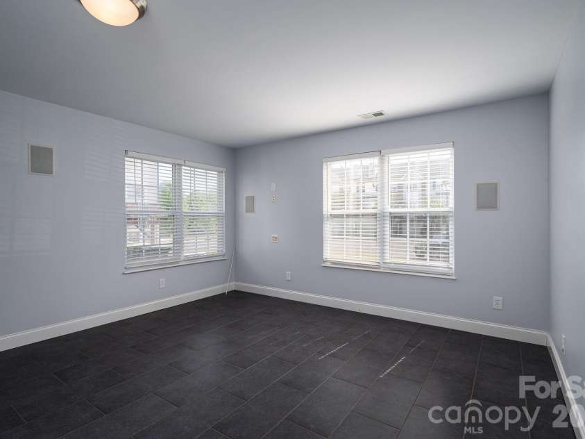 304 Rock Ridge Lane, Mount Holly, NC 28120.  MLS# CAR4375311, YatesRealty ID 20333. 