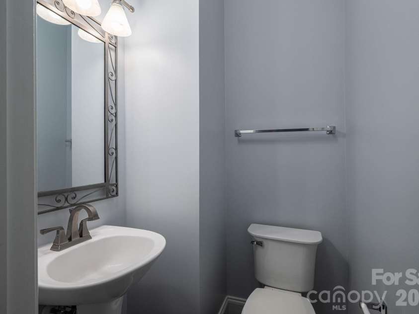 304 Rock Ridge Lane, Mount Holly, NC 28120.  MLS# CAR4375311, YatesRealty ID 20333. 