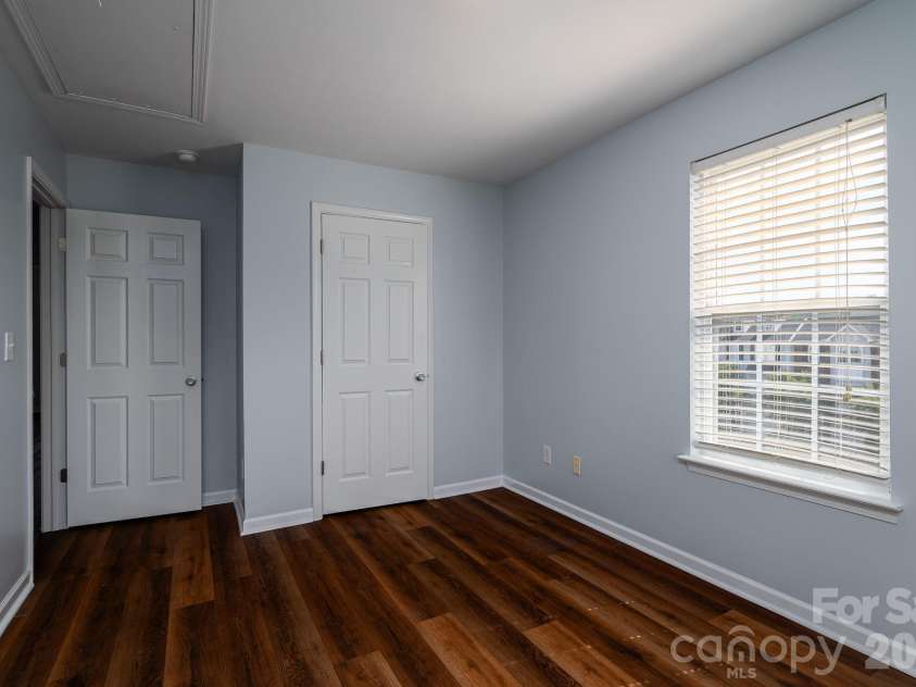 304 Rock Ridge Lane, Mount Holly, NC 28120.  MLS# CAR4375311, YatesRealty ID 20333. 