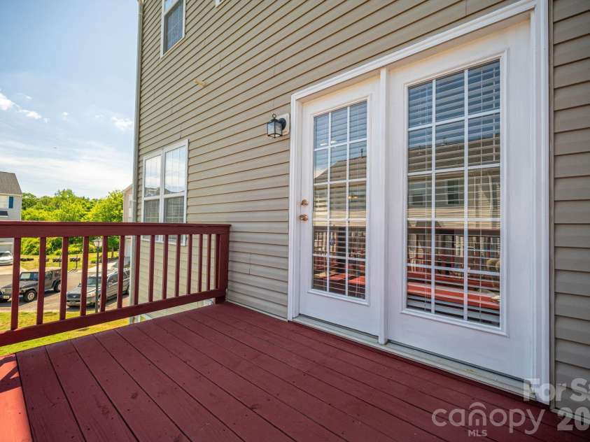 304 Rock Ridge Lane, Mount Holly, NC 28120.  MLS# CAR4375311, YatesRealty ID 20333. 