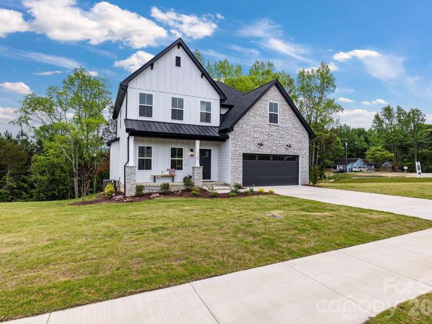 3000 Swallowtail Lane, Kannapolis, NC 28083.  MLS# CAR4353149, YatesRealty ID 20334. Representative Photos