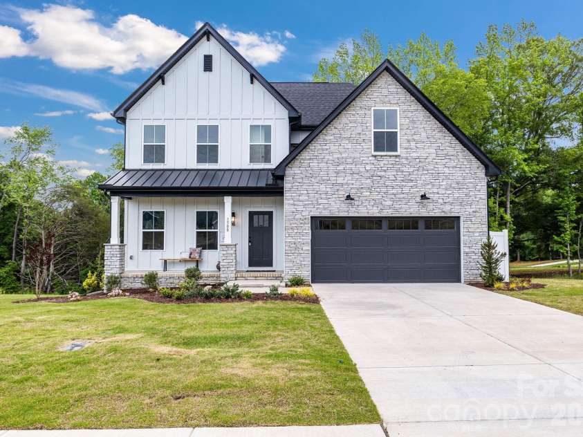 3000 Swallowtail Lane, Kannapolis, NC 28083.  MLS# CAR4353149, YatesRealty ID 20334. Representative Photos