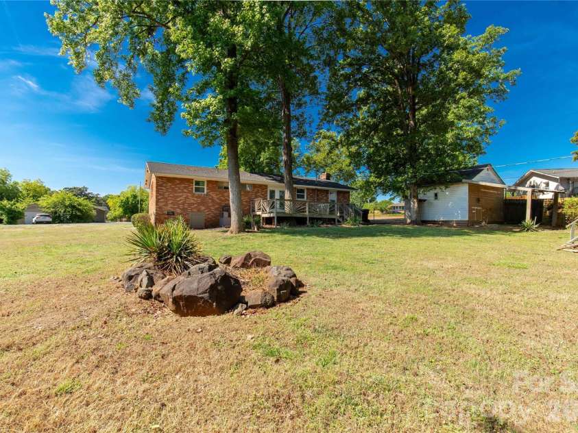 1422 Woodhaven Road, Rock Hill, SC 29732.  MLS# CAR4378164, YatesRealty ID 20335. Backyard