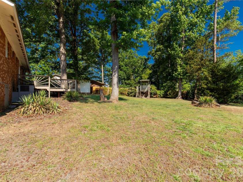 1422 Woodhaven Road, Rock Hill, SC 29732.  MLS# CAR4378164, YatesRealty ID 20335. Backyard