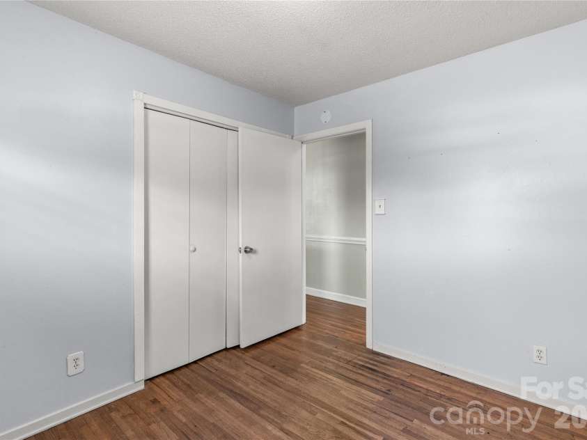 1422 Woodhaven Road, Rock Hill, SC 29732.  MLS# CAR4378164, YatesRealty ID 20335. Second Bedroom