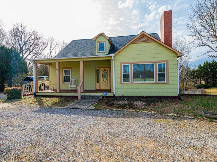 55 Duke Street, Granite Falls, NC 28645.  MLS# CAR4223917, YatesRealty ID 20336. 