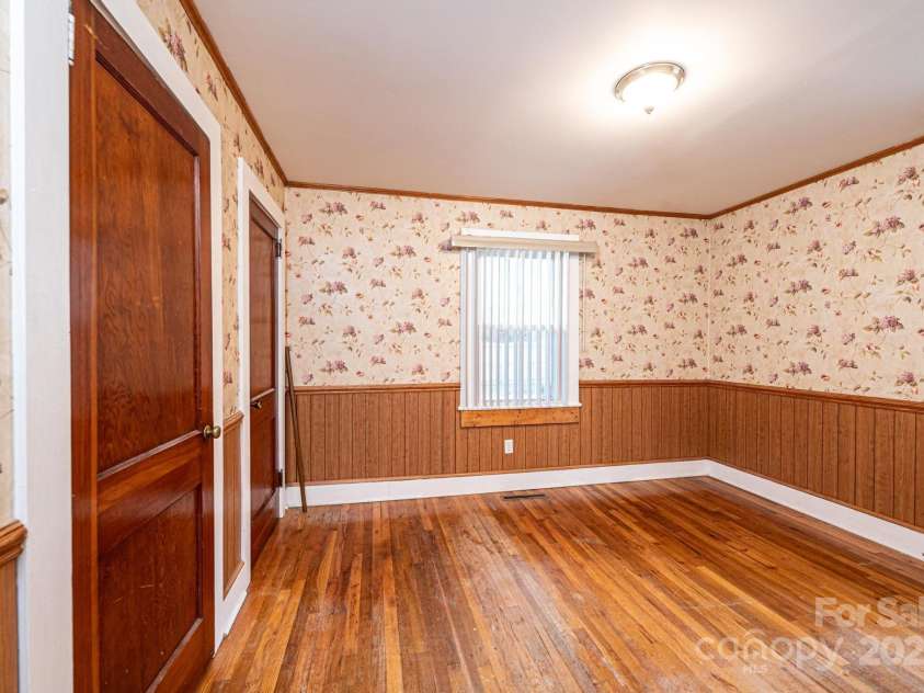 55 Duke Street, Granite Falls, NC 28645.  MLS# CAR4223917, YatesRealty ID 20336. 