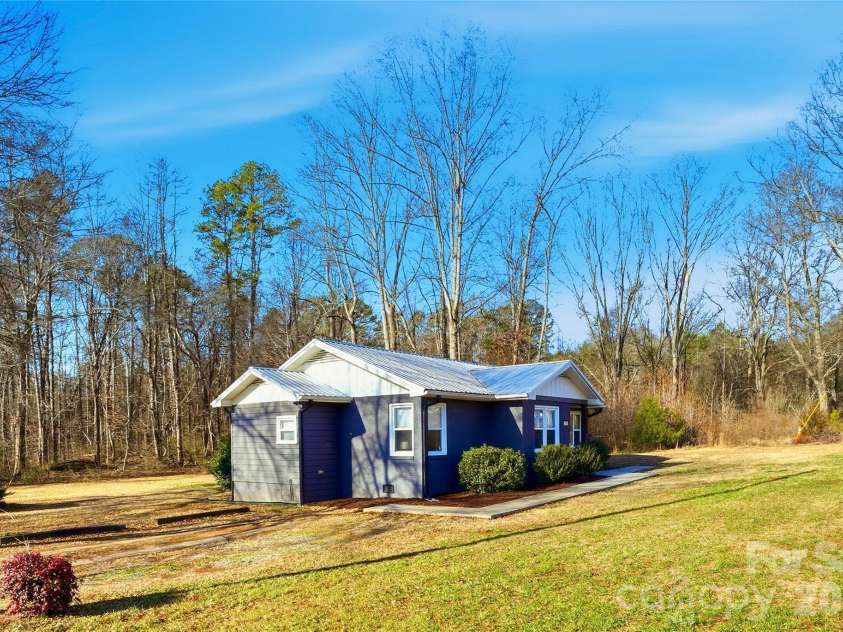 7172 Old Plank Road, Stanley, NC 28164.  MLS# CAR4332507, YatesRealty ID 20336. 