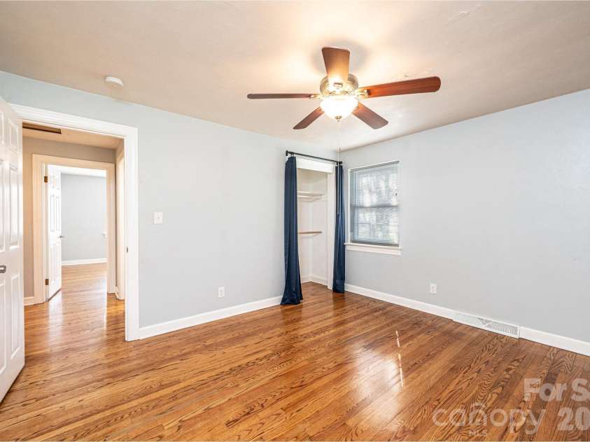 1425 5th Street, Hickory, NC 28601.  MLS# CAR4351835, YatesRealty ID 20337. Bedroom 2