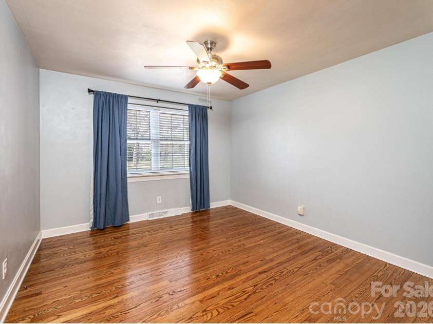 1425 5th Street, Hickory, NC 28601.  MLS# CAR4351835, YatesRealty ID 20337. Bedroom 3