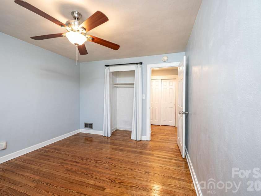 1425 5th Street, Hickory, NC 28601.  MLS# CAR4351835, YatesRealty ID 20337. Bedroom 3
