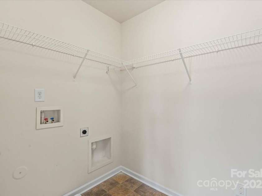 4095 Harmattan Drive, Denver, NC 28037.  MLS# CAR4259447, YatesRealty ID 20338. 