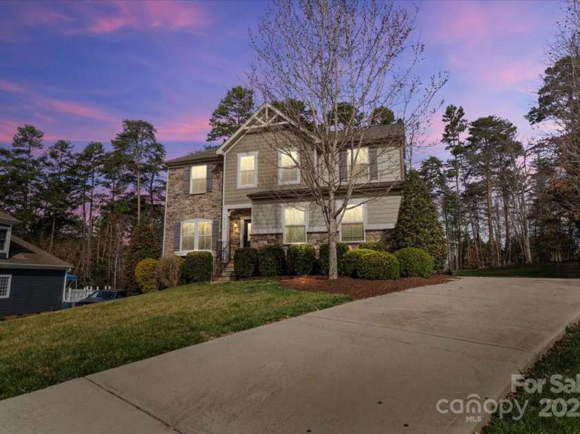 4095 Harmattan Drive, Denver, NC 28037.  MLS# CAR4259447, YatesRealty ID 20338. 
