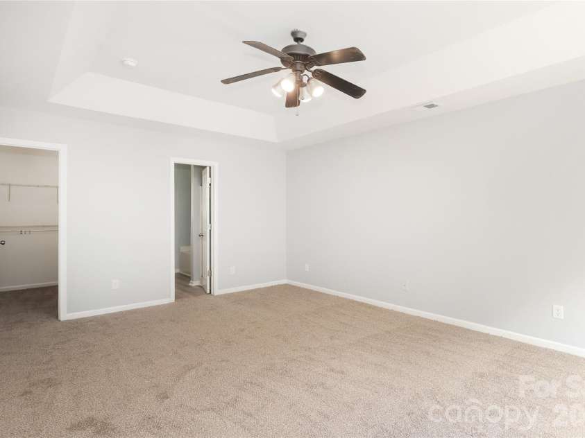 10910 Elm Bend Drive, Charlotte, NC 28273.  MLS# CAR4337592, YatesRealty ID 20339. Owners bedroom