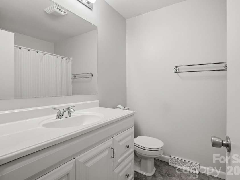3330 Penshurst Road, Rock Hill, SC 29730.  MLS# CAR4365986, YatesRealty ID 20340. 