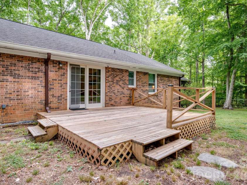3330 Penshurst Road, Rock Hill, SC 29730.  MLS# CAR4365986, YatesRealty ID 20340. 
