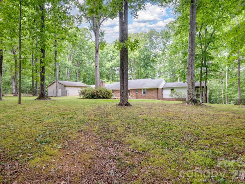 3330 Penshurst Road, Rock Hill, SC 29730.  MLS# CAR4365986, YatesRealty ID 20340. 
