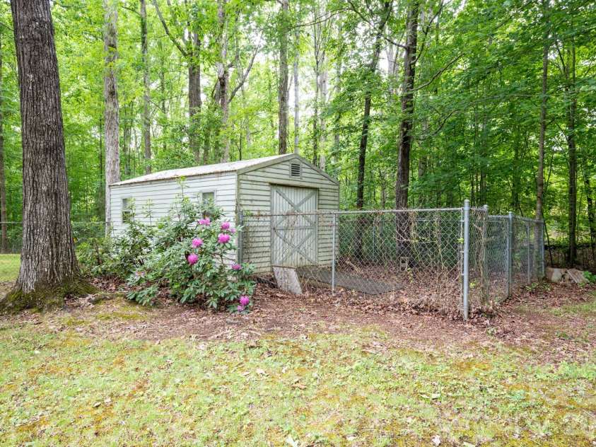 3330 Penshurst Road, Rock Hill, SC 29730.  MLS# CAR4365986, YatesRealty ID 20340. 