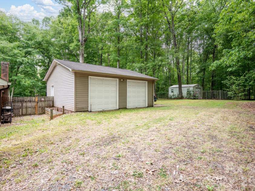 3330 Penshurst Road, Rock Hill, SC 29730.  MLS# CAR4365986, YatesRealty ID 20340. 