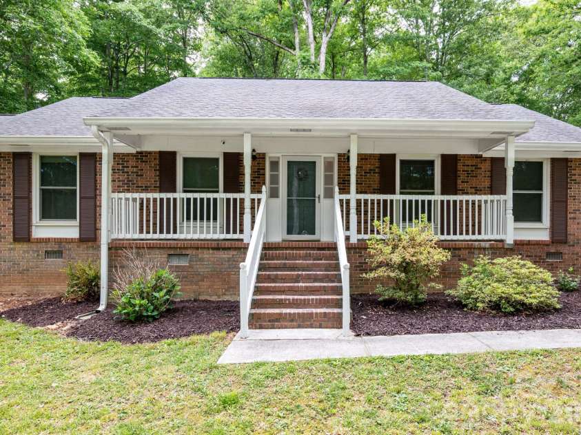 3330 Penshurst Road, Rock Hill, SC 29730.  MLS# CAR4365986, YatesRealty ID 20340. 