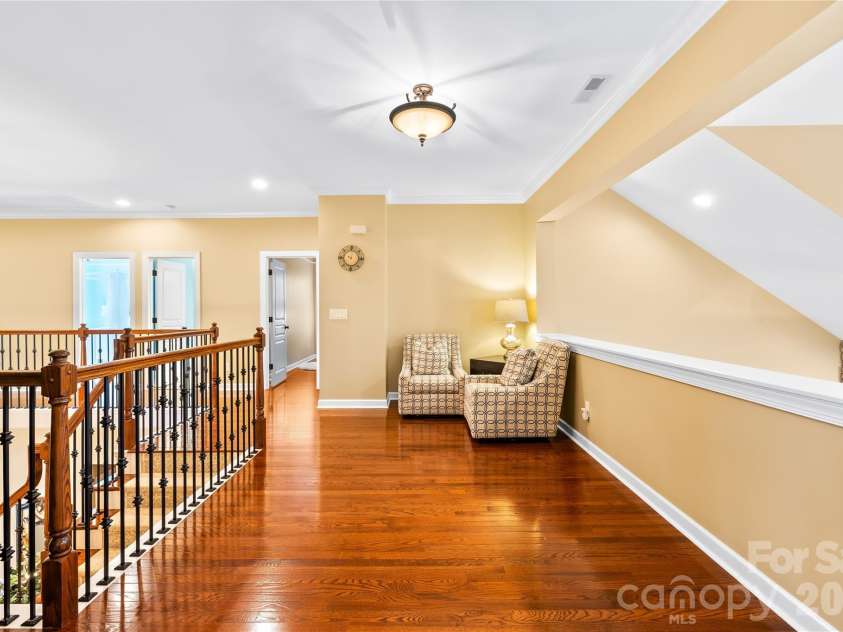 8416 Fairgreen Avenue, Waxhaw, NC 28173.  MLS# CAR4367125, YatesRealty ID 20341. Open area to main level