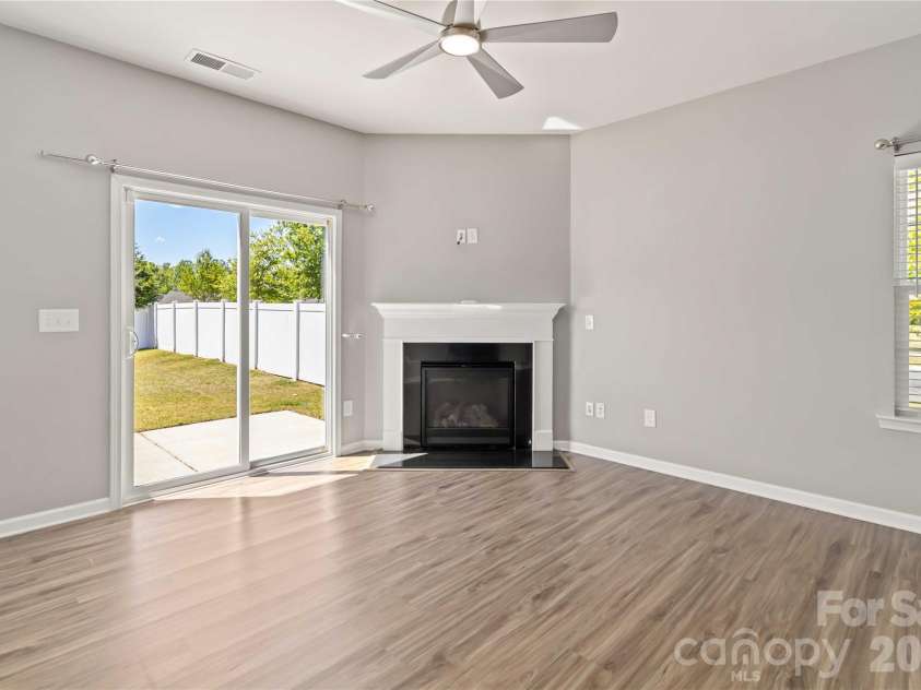 1016 Loggerhead Drive, Lancaster, SC 29720.  MLS# CAR4363202, YatesRealty ID 20342. 