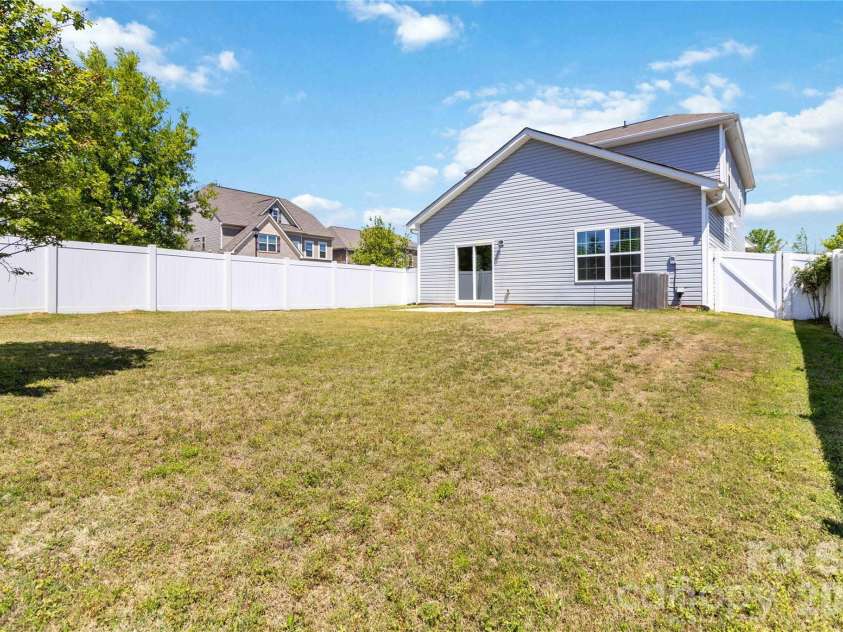 1016 Loggerhead Drive, Lancaster, SC 29720.  MLS# CAR4363202, YatesRealty ID 20342. 