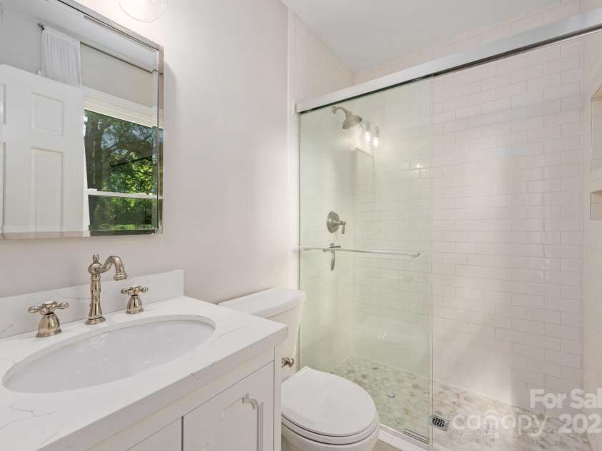 3101 Willowbrae Road, Charlotte, NC 28226.  MLS# CAR4256268, YatesRealty ID 20342. 