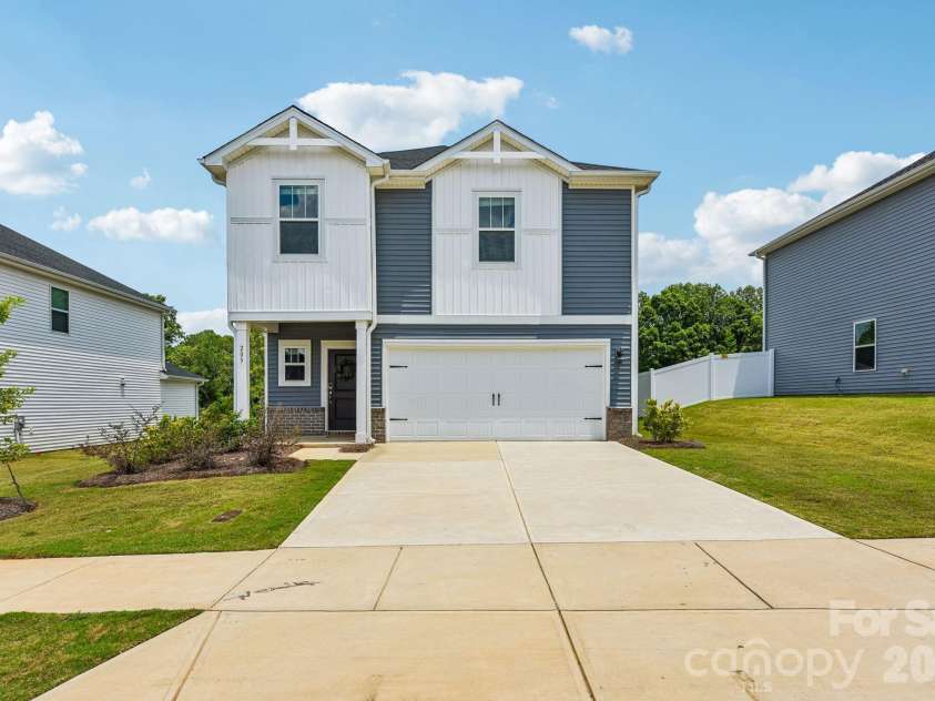 205 Alden Court, Shelby, NC 28152.  MLS# CAR4396757, YatesRealty ID 20343. 