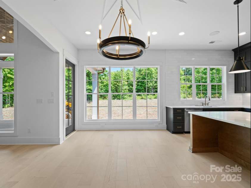 733 Barbary Place, Lincolnton, NC 28092.  MLS# CAR4232580, YatesRealty ID 20343. 