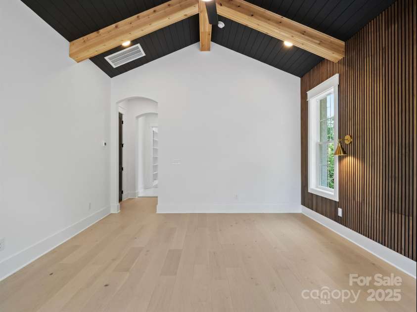 733 Barbary Place, Lincolnton, NC 28092.  MLS# CAR4232580, YatesRealty ID 20343. 