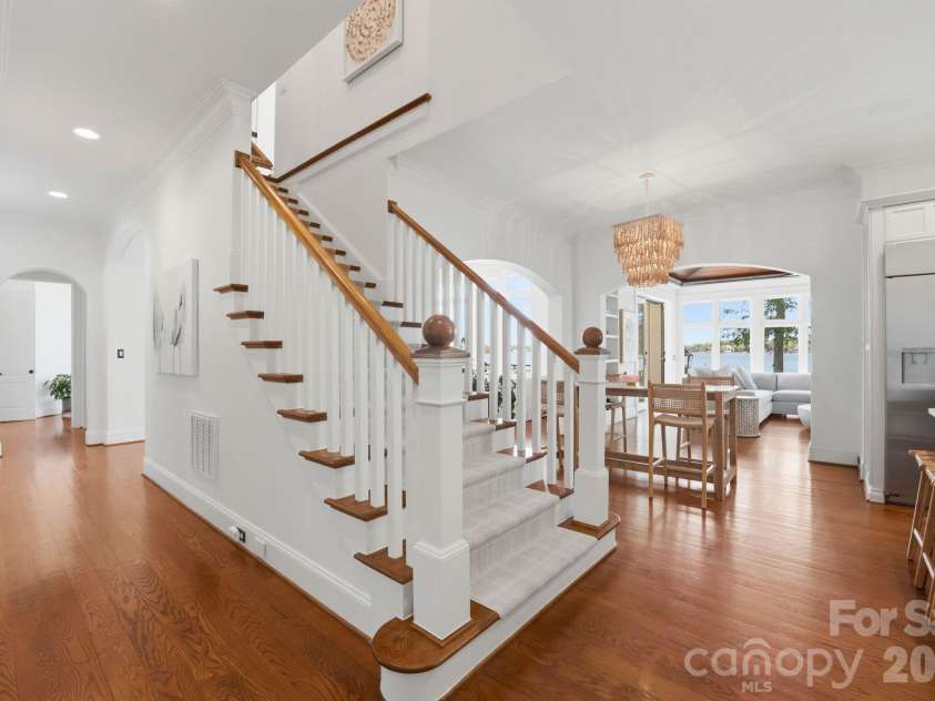 3900 Channel Pointe Lane, Denver, NC 28037.  MLS# CAR4375106, YatesRealty ID 20346. 