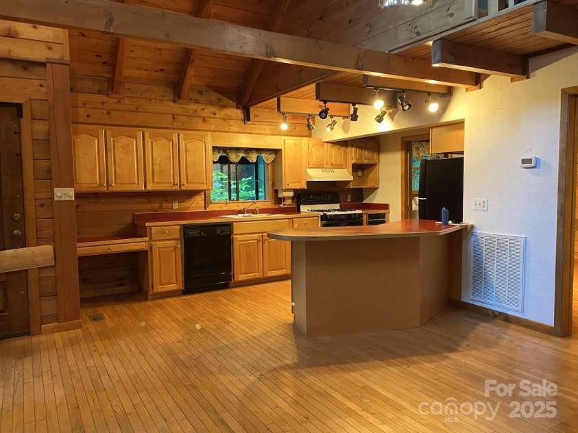 2153 Lentini Drive, Waynesville, NC 28785.  MLS# CAR4247618, YatesRealty ID 20347. 