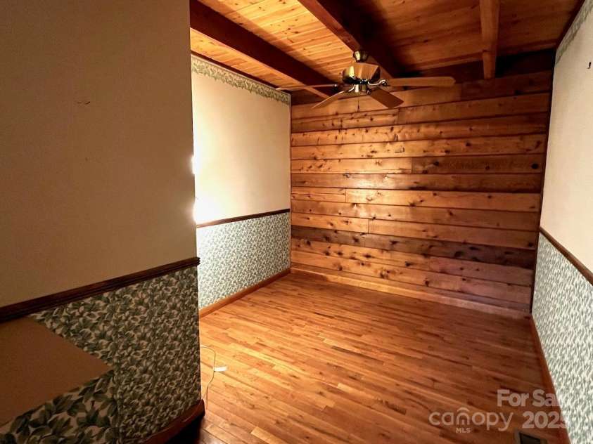 2153 Lentini Drive, Waynesville, NC 28785.  MLS# CAR4247618, YatesRealty ID 20347. 