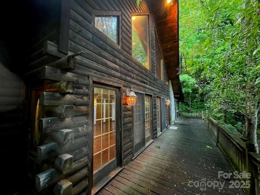 2153 Lentini Drive, Waynesville, NC 28785.  MLS# CAR4247618, YatesRealty ID 20347. 