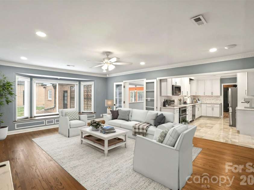 2637 Armstrong Circle, Gastonia, NC 28054.  MLS# CAR4351370, YatesRealty ID 20348. Virtual Staging