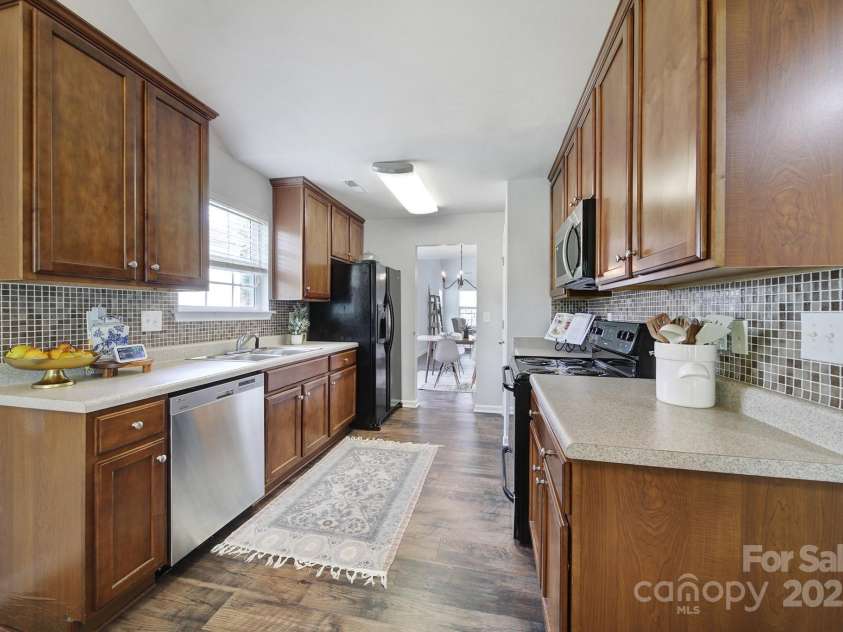 3908 Parkers Ferry Road, Fort Mill, SC 29715.  MLS# CAR4271101, YatesRealty ID 20348. 