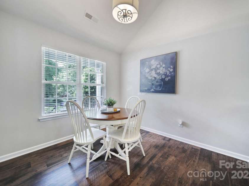 3908 Parkers Ferry Road, Fort Mill, SC 29715.  MLS# CAR4271101, YatesRealty ID 20348. Breakfast Area