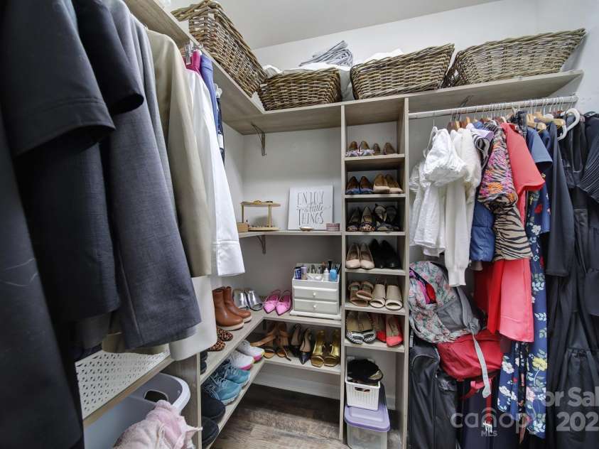 3908 Parkers Ferry Road, Fort Mill, SC 29715.  MLS# CAR4271101, YatesRealty ID 20348. Primary Closet