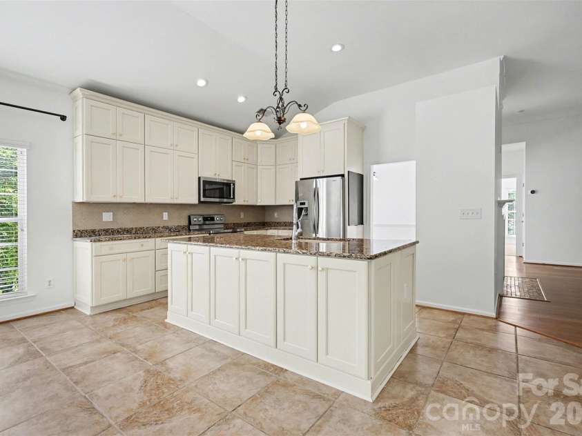 208 Riverfront Parkway, Mount Holly, NC 28120.  MLS# CAR4372990, YatesRealty ID 20349. 